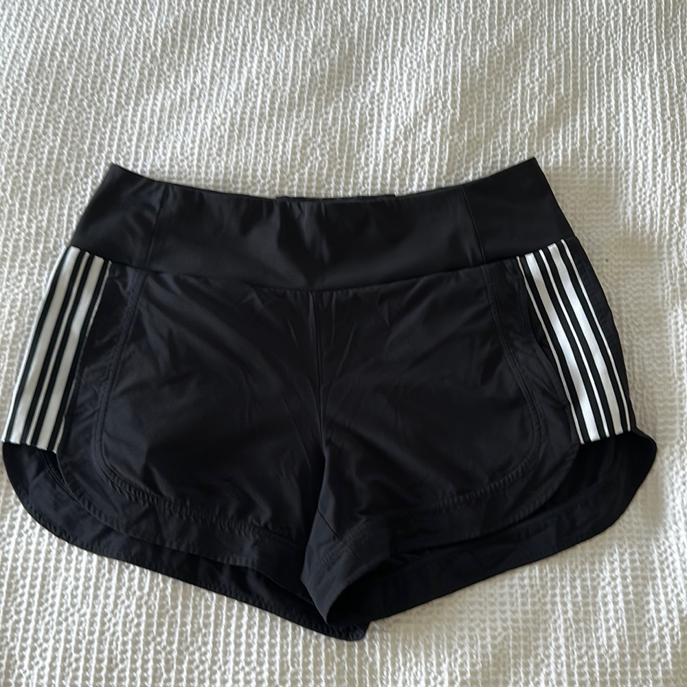 Athleta Ascender Black Striped Athletic Shorts
Women's 14